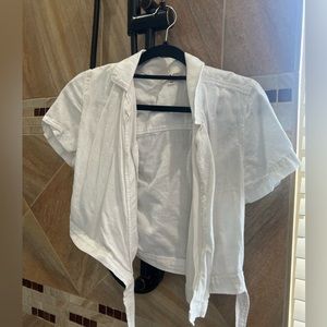 Cloth and Stone white linen cropped button down shirt